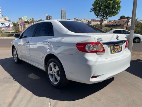 Toyota Corolla XEi 2.0 Flex 16V Aut.
