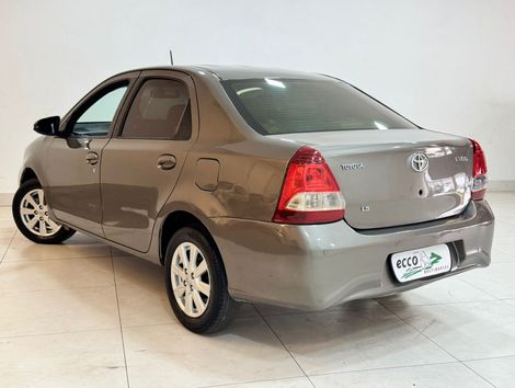Toyota ETIOS X Plus Sedan 1.5 Flex 16V 4p Mec.