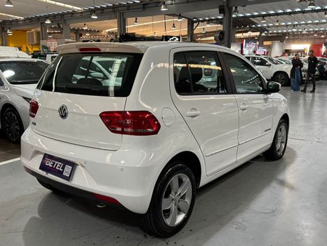 VolksWagen Fox Comfortline 1.0 Flex 12V 5p