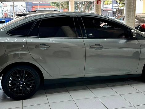 Ford Focus Sedan 2.0 16V/2.0 16V Flex 4p Aut.