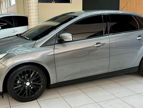 Ford Focus Sedan 2.0 16V/2.0 16V Flex 4p Aut.