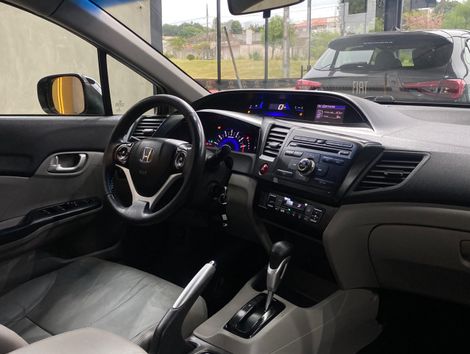 Honda Civic Sedan LXR 2.0 Flexone 16V Aut. 4p