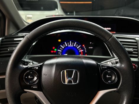 Honda Civic Sedan LXR 2.0 Flexone 16V Aut. 4p