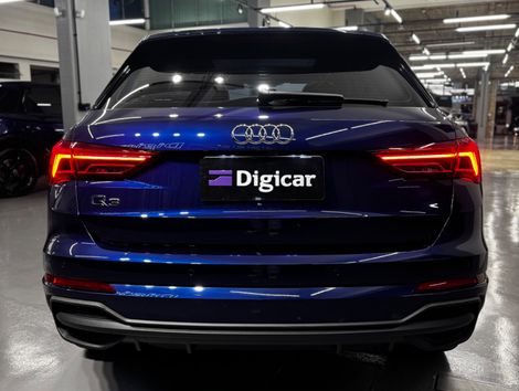 Audi Q3 Black S Line 1.4 TFSI S-tronic