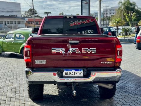 RAM 3500 LARAM. LONGHORN 6.7 TB CD 4x4 Die.