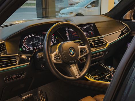 BMW X7 M50i 4.4 V8 Bi-TB Aut.
