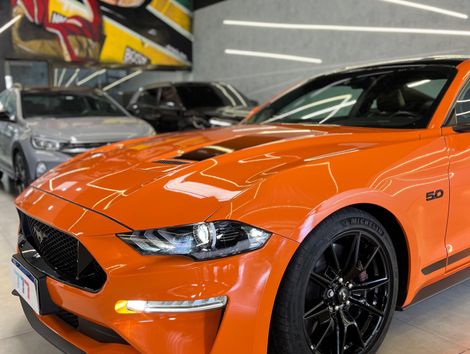 Ford Mustang Black Shadow 5.0 V8
