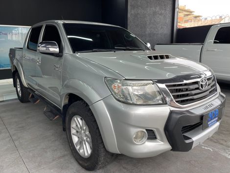 Toyota Hilux CD SRV D4-D 4x4 3.0 TDI Diesel Aut
