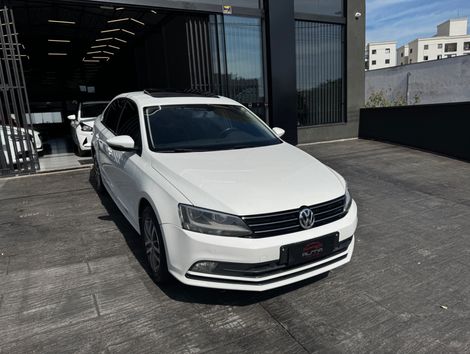 VolksWagen JETTA Comfortline 2.0 T.Flex 8V 4p Tipt.
