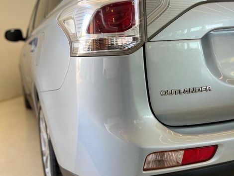 Mitsubishi OUTLANDER 2.0 16V 160cv Aut.