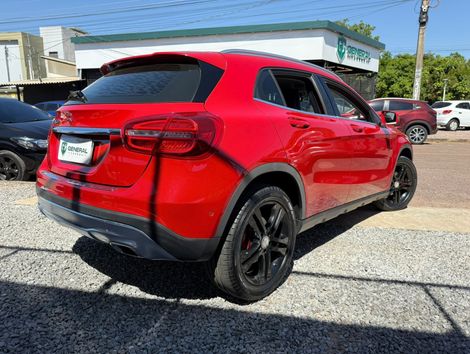 Mercedes GLA 200 Advance 1.6/1.6 TB 16V Flex Aut.