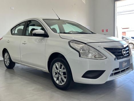 Nissan VERSA SV 1.6 16V FlexStart 4p Mec.