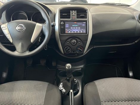 Nissan VERSA SV 1.6 16V FlexStart 4p Mec.
