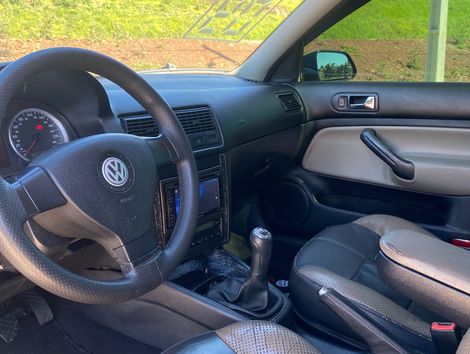 VolksWagen Golf Sportline 1.6 Mi Total Flex 8V 4p