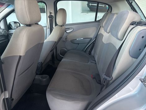 Fiat Palio ESSENCE 1.6 Flex 16V 5p