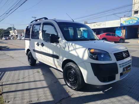 Fiat Doblo ESSENCE 1.8 Flex 16V 5p
