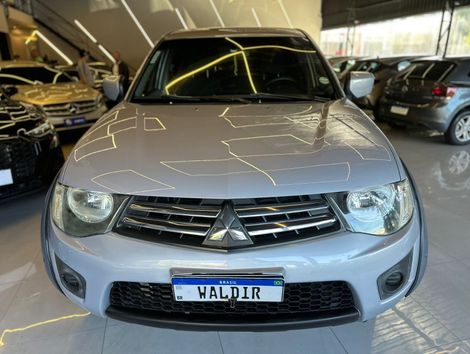 Mitsubishi L200 Triton HPE 3.2 CD TB Int.Diesel Mec
