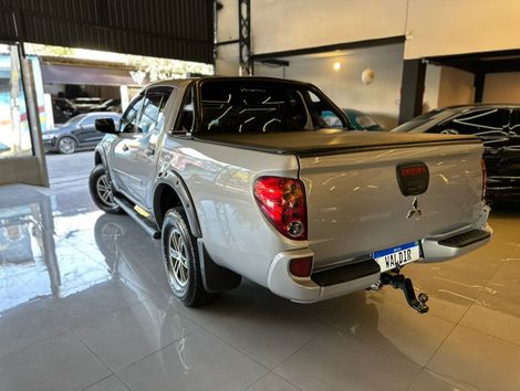 Mitsubishi L200 Triton HPE 3.2 CD TB Int.Diesel Mec