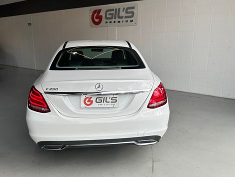 Mercedes C-250 Avantgarde 2.0 TB 211cv Aut.