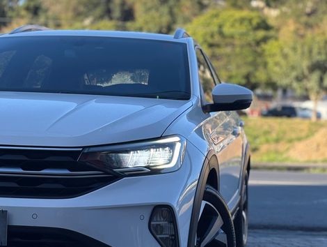 VolksWagen Nivus Highline 1.0 200 TSI Flex Aut.