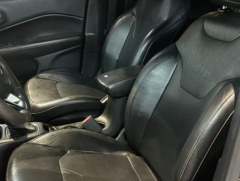 Jeep COMPASS LONGITUDE 2.0 4x2 Flex 16V Aut.