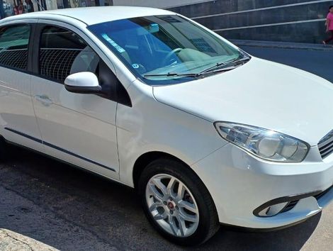 Fiat Siena Essence 1.6