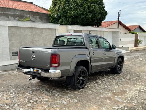 VOLKSWAGEN AMAROK Highline CD 3.0 4x4 TB Dies. Aut.