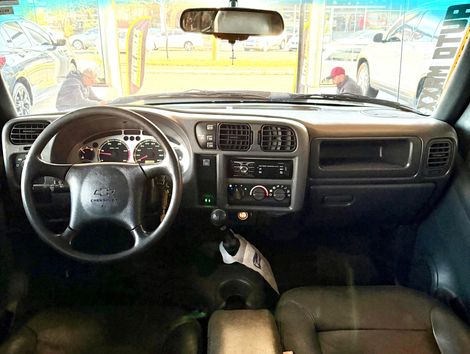 Chevrolet S10 P-Up Tornado 2.8 TDI 4x2/4x4 CD Dies