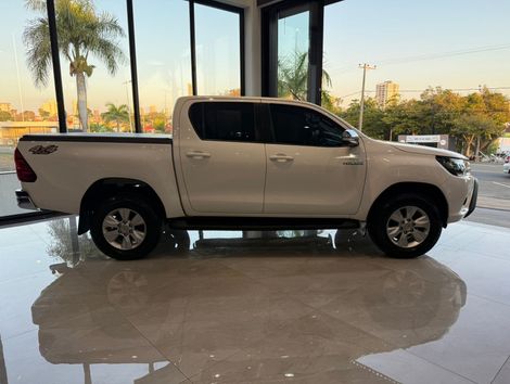 Toyota Hilux CD SRV 4x4 2.8 TDI Diesel Aut.