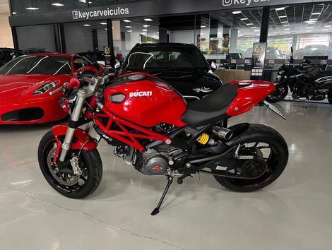 Ducati MONSTER 796