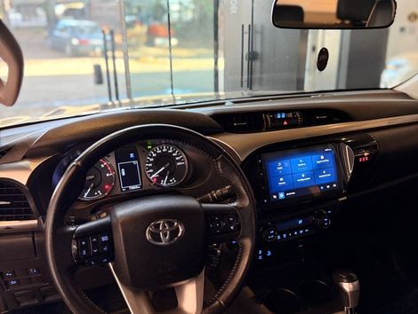 Toyota Hilux CD SR 4x4 2.8 TDI Diesel Aut.