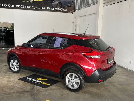 Nissan KICKS SL 1.6 16V FlexStar 5p Aut.
