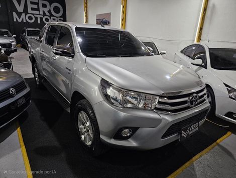 Toyota Hilux CD SRV 4x2 2.7 Flex 16V Aut.