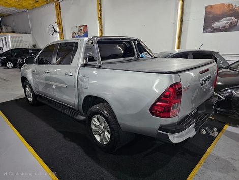 Toyota Hilux CD SRV 4x2 2.7 Flex 16V Aut.