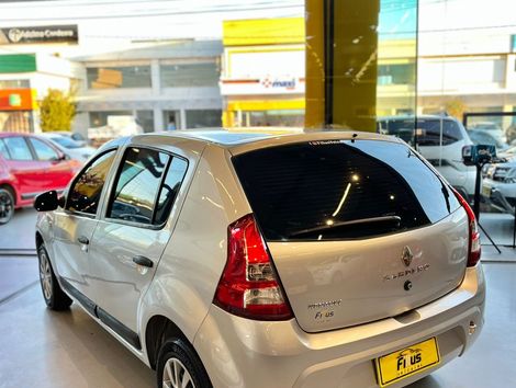 Renault SANDERO Authentique Hi-Flex 1.0 16V 5p