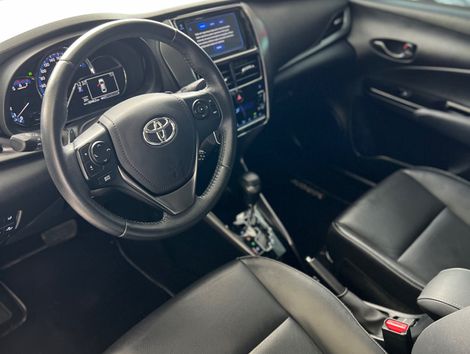 Toyota YARIS XLS Sedan 1.5 Flex 16V 4p Aut.