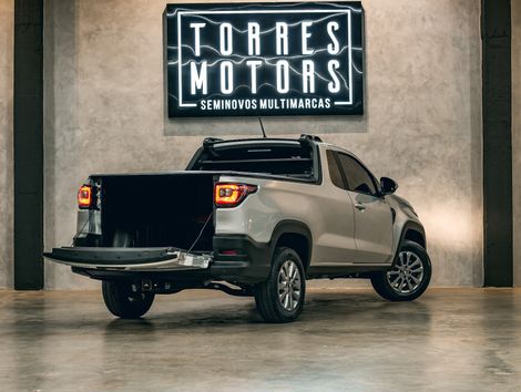 Fiat Strada Freedom 1.3 Flex 8V  CS Plus