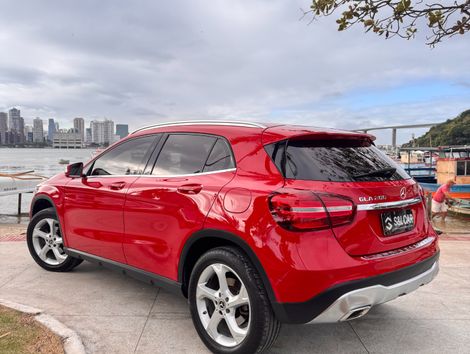 Mercedes GLA 200 Advance 1.6/1.6 TB 16V Flex Aut.