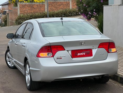 Honda Civic Sedan LXS 1.8/1.8 Flex 16V Aut. 4p