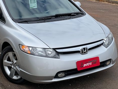 Honda Civic Sedan LXS 1.8/1.8 Flex 16V Aut. 4p