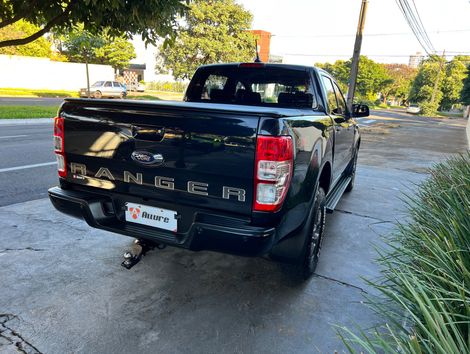 Ford 2.2 XLS AT 4X4