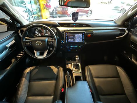 Toyota Hilux CD SRV 4x4 2.8 TDI Diesel Aut.