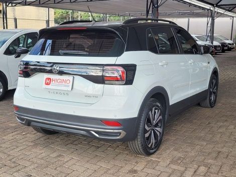 Volkswagen T-Cross 1.0 200 TSI Comfortline (Aut)