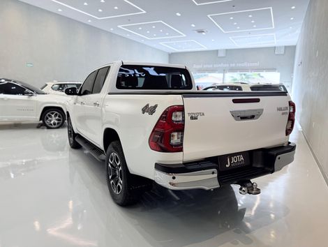 Toyota Hilux CD SRX 4x4 2.8 TDI 16V Diesel Aut.