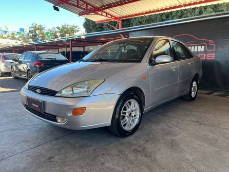Ford Focus Ghia Sed. 2.0 16V/ 2.0 16V Flex 4p