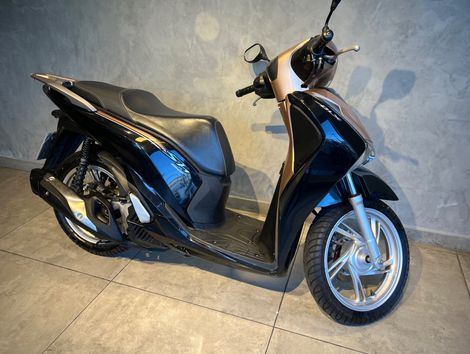 HONDA SH 150i/DLX