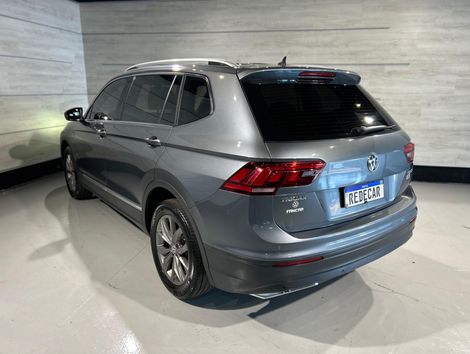 VolksWagen TIGUAN Allspac Comf 250 TSI 1.4 Flex