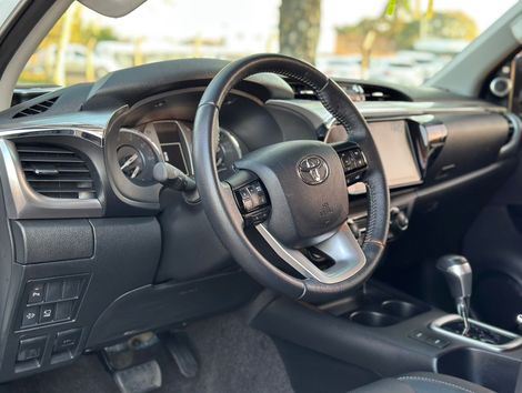 Toyota Hilux CD SRX Plus 4x4 2.8 TDI Die. Aut.