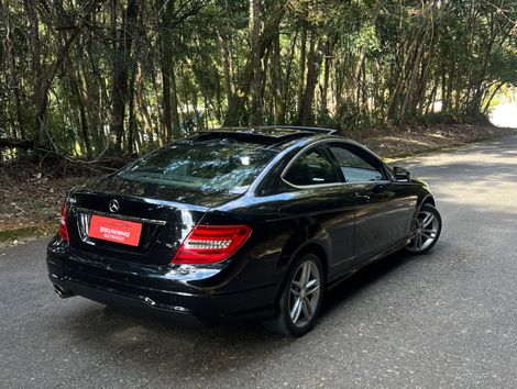Mercedes C-180 CGI Coupe Sport 1.6 TB 16V Aut.