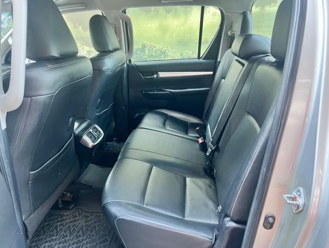 Toyota Hilux CD SRX 4x4 2.8 TDI 16V Diesel Aut.
